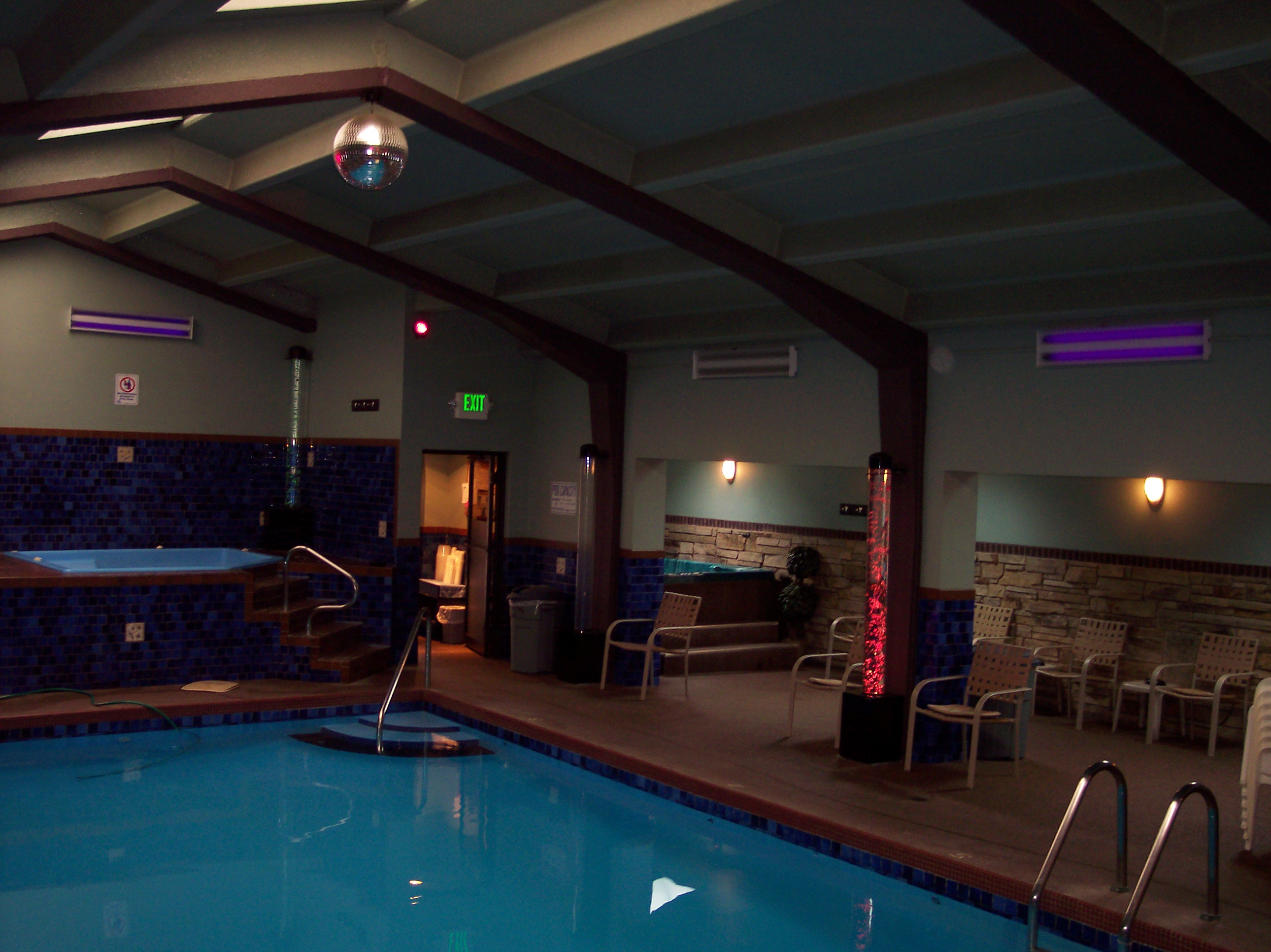 Mon Chalet Resort Facilities Clothing Optional Swimming Pool 1002477